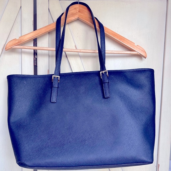 Michael Kors Blue Leather Jet Set Travel Tote - Picture 3 of 12